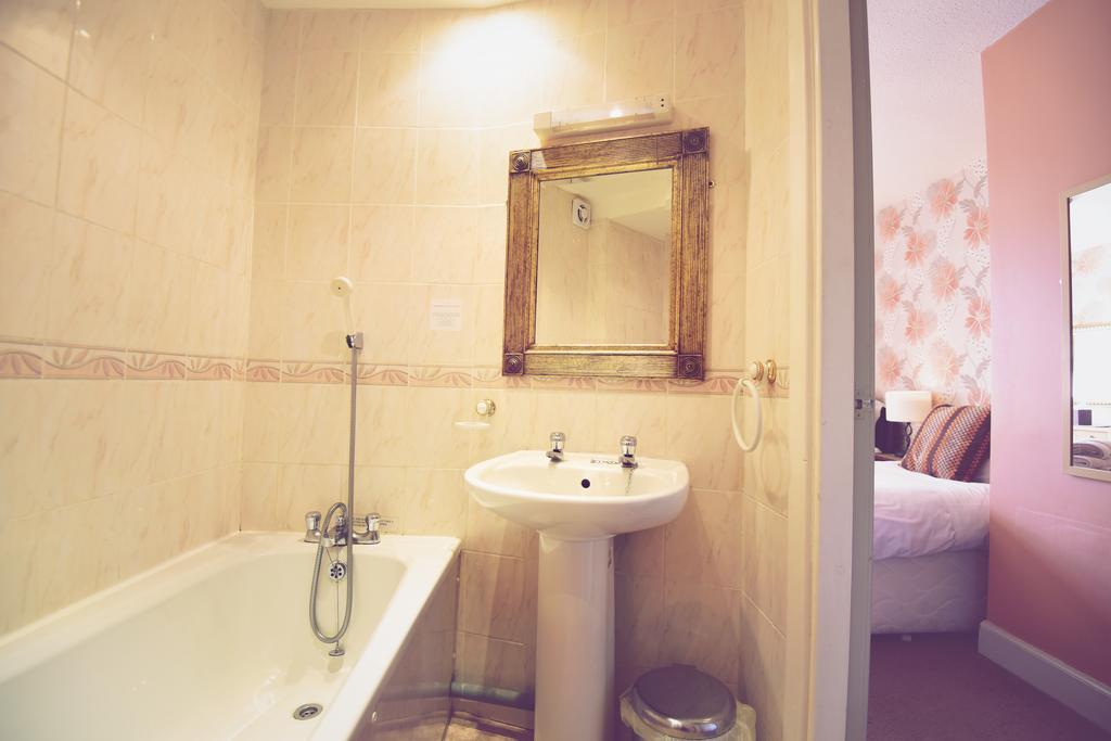 The Black Bull Inn Wooler Bagian luar foto